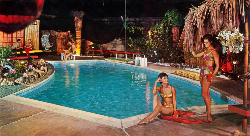 A Classic Mid Century Tiki Bar. Source: TikiRoom.com