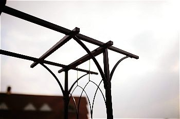 Go Steel Garden Arch Detail